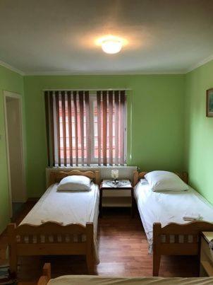 Bed and Breakfast Engi Panzio Ocna de Sus Exteriér fotografie